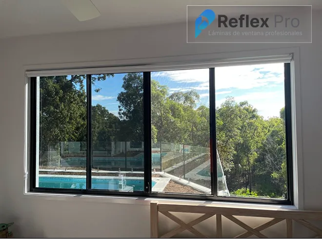 Before automotive tint